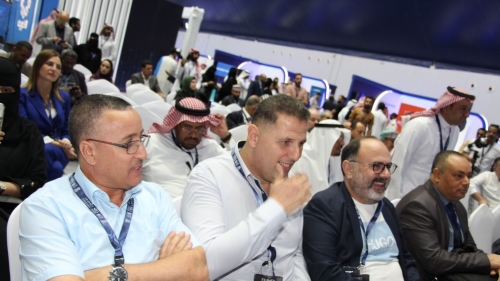 صور توقيع مذكرات تفاهم